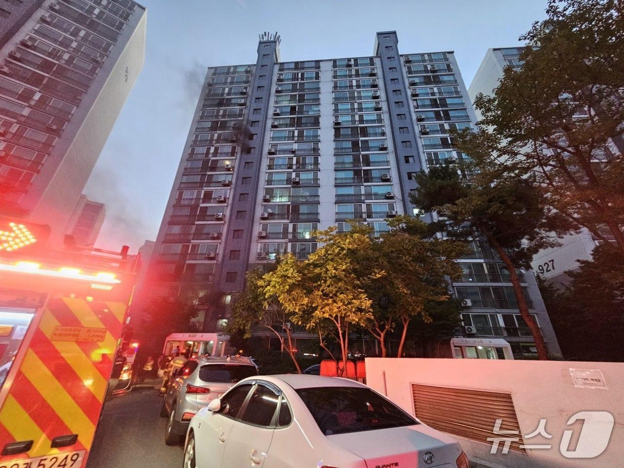 본문 이미지 - 화재 현장. (경기도소방재난본부 제공. 재판매 및 DB 금지) 2025.7.11/뉴스1