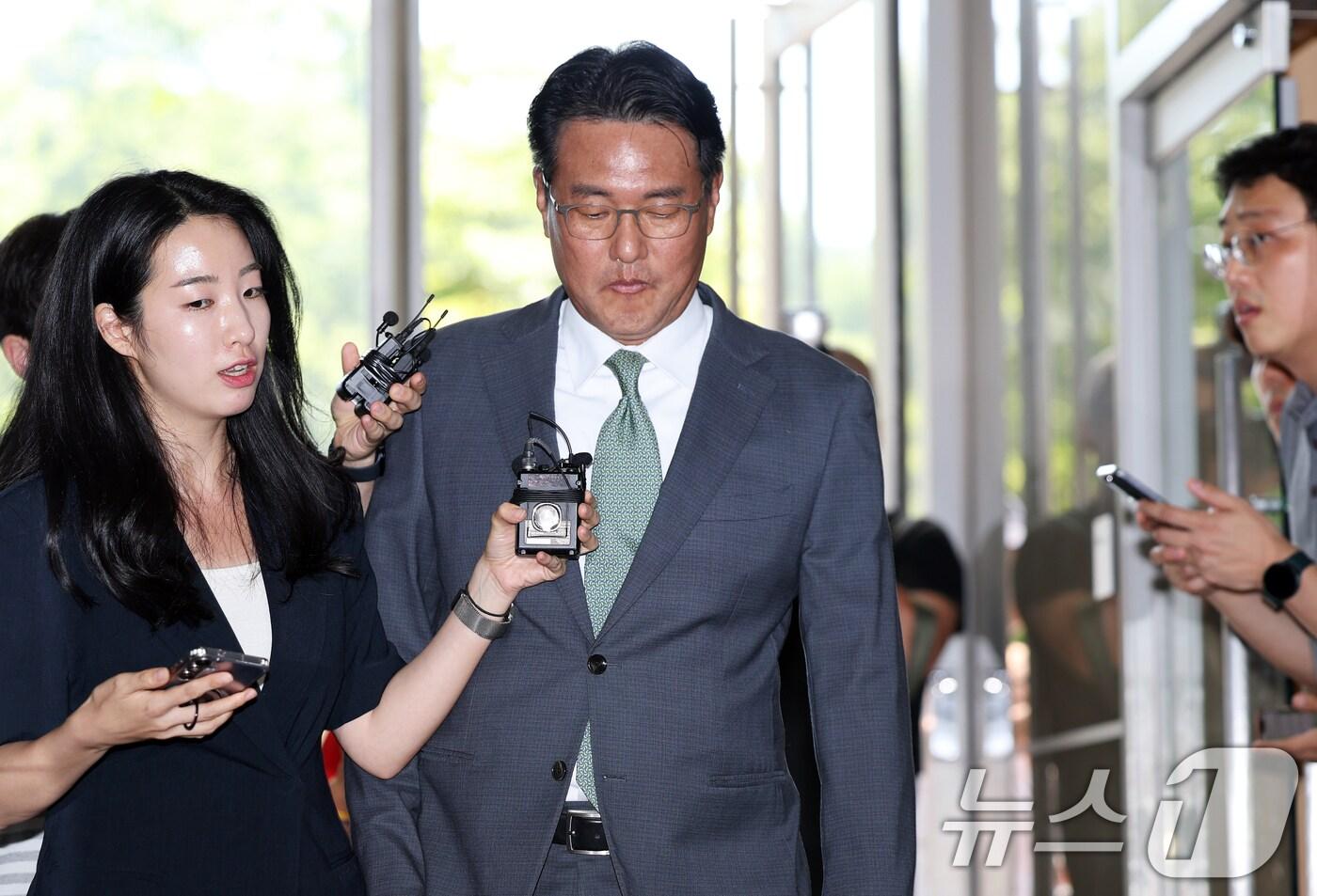 직권남용 권리행사 방해 혐의를 받는 김태효 국가안보실 1차장이 11일 오후 서울 서초구 순직해병 특검 사무실에서 피의자 신분으로 조사를 받기 위해 출석하고 있다. 해병대원 순직사건 관련 의혹을 수사하는 이명현 특별검사팀은 김 전 차장을 상대로 이른바 &#39;VIP 격노설&#39;이 불거진 2023년 7월 31일 수석비서관회의 내용 등을 집중 추궁할 예정이다. 2025.7.11/뉴스1 ⓒ News1 오대일 기자