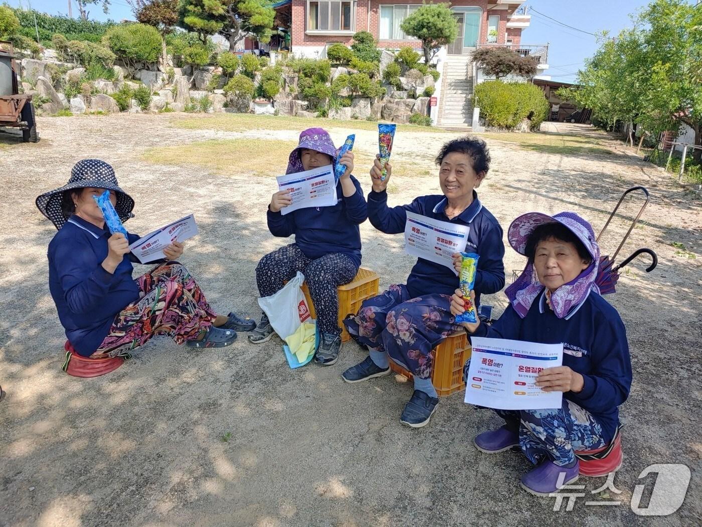 본문 이미지 - 익산시가 폭염에 취약한 노인들을 보호하기 위해 보호 체계를 가동 중이다.&#40;익산시 제공. 재판매 및 DB금지&#41;