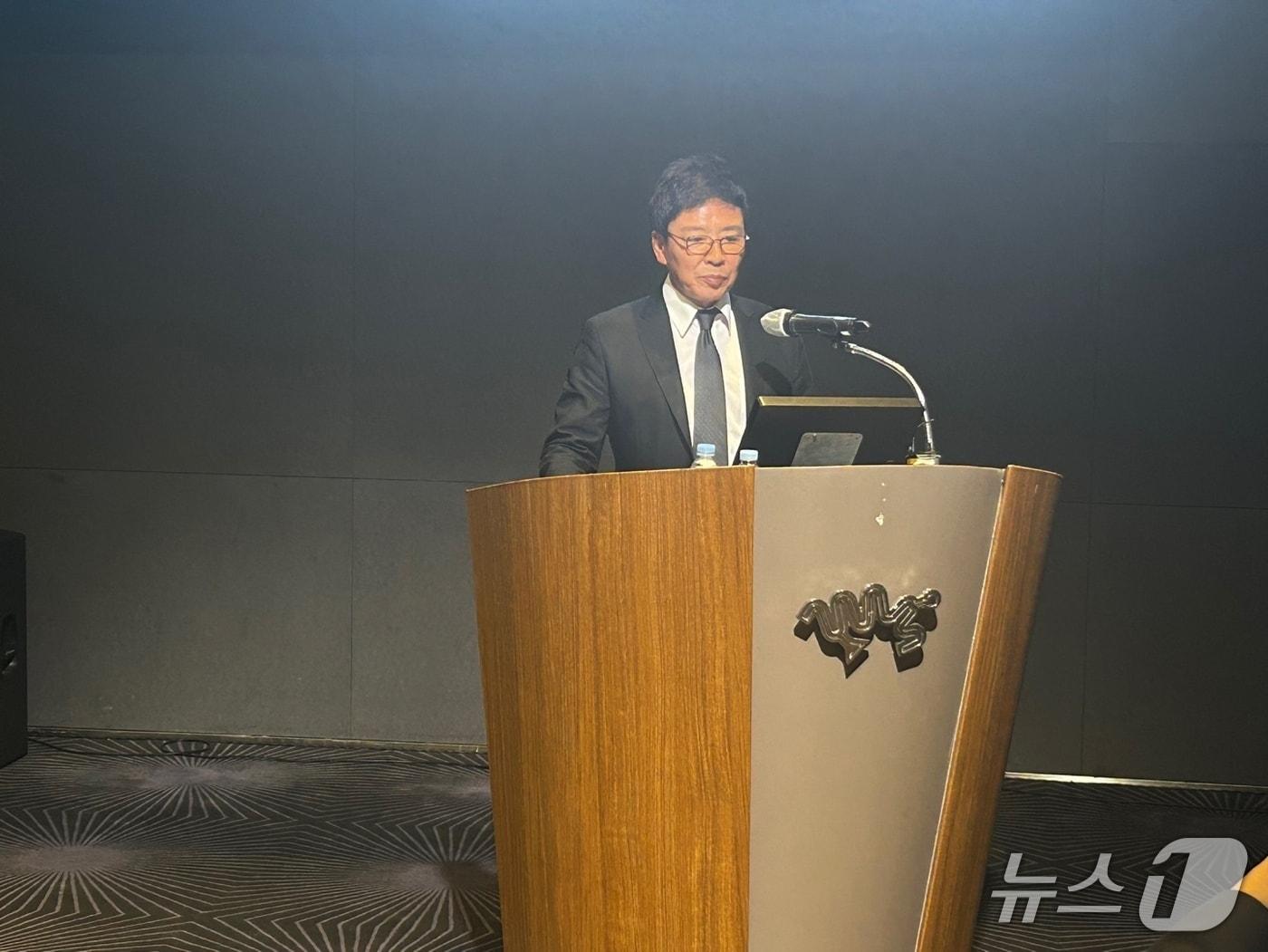 본문 이미지 -  차바이오텍 한기원 사장이 11일 경기 성남시 분당구 소재 차바이오컴플렉스에서 열린 CGB-CIC 오픈이노베이션 센터 Pre-Open 행사에서 비전을 소개하고 있다. 2025.7.11/뉴스1 ⓒ News1 문대현 기자