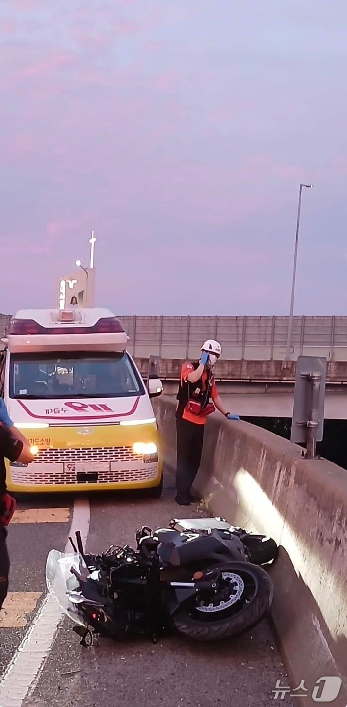 본문 이미지 - 사고현장(경기도소방재난본부 제공.재판매 및 DB금지)