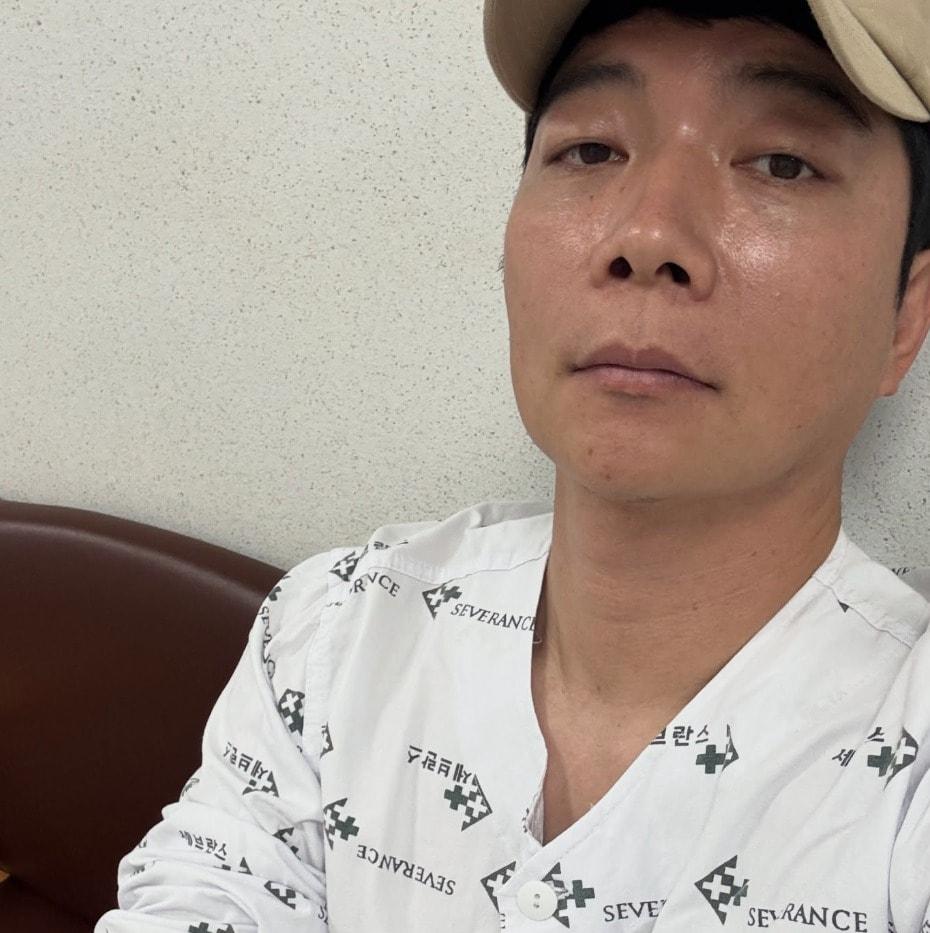 본문 이미지 - 방송인 김재욱 인스타그램