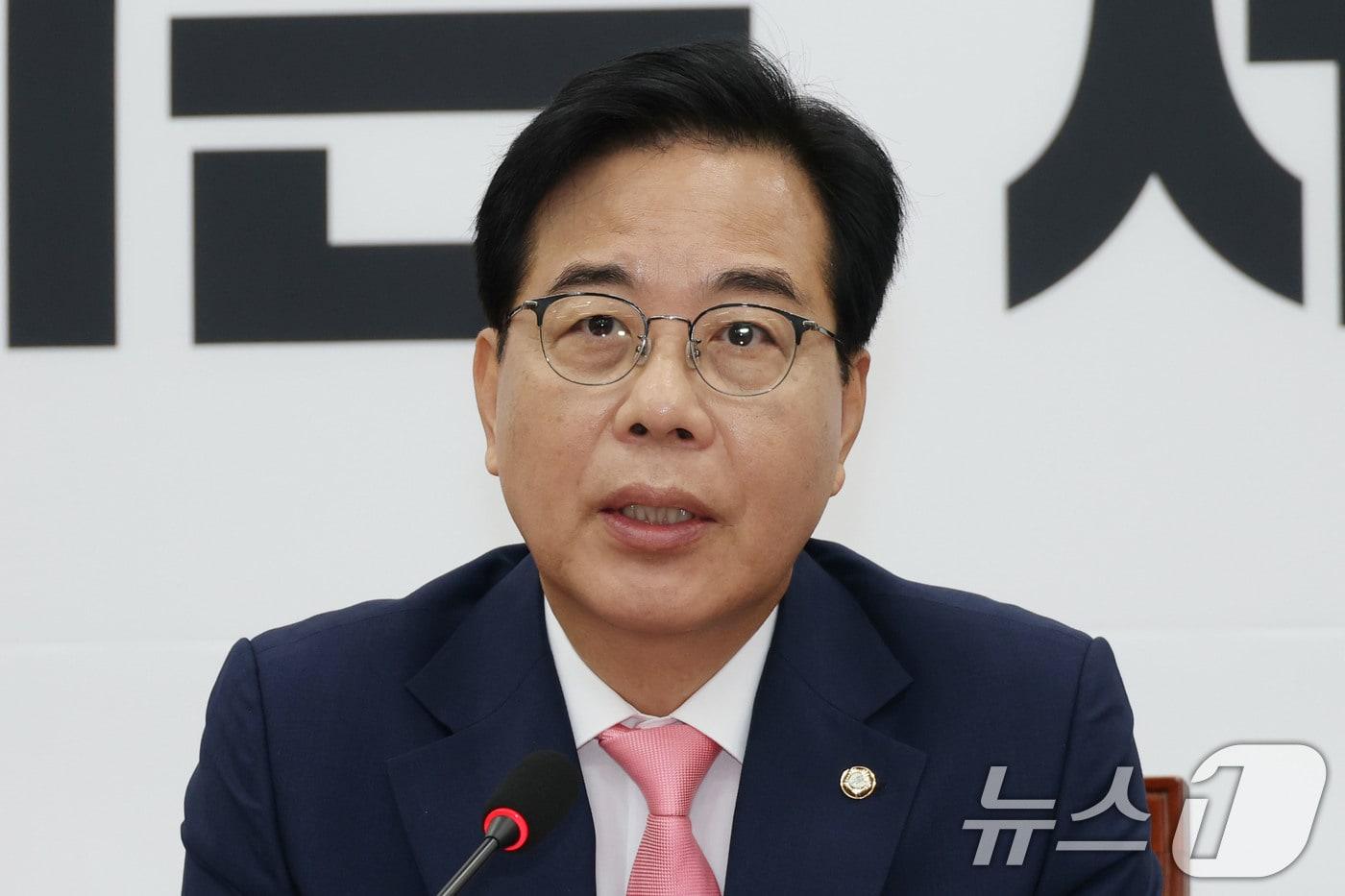 송언석 국민의힘 비상대책위원장 겸 원내대표가 14일 오전 서울 여의도 국회에서 열린 비상대책위원회의에서 발언하고 있다. 2025.7.14/뉴스1 ⓒ News1 이광호 기자