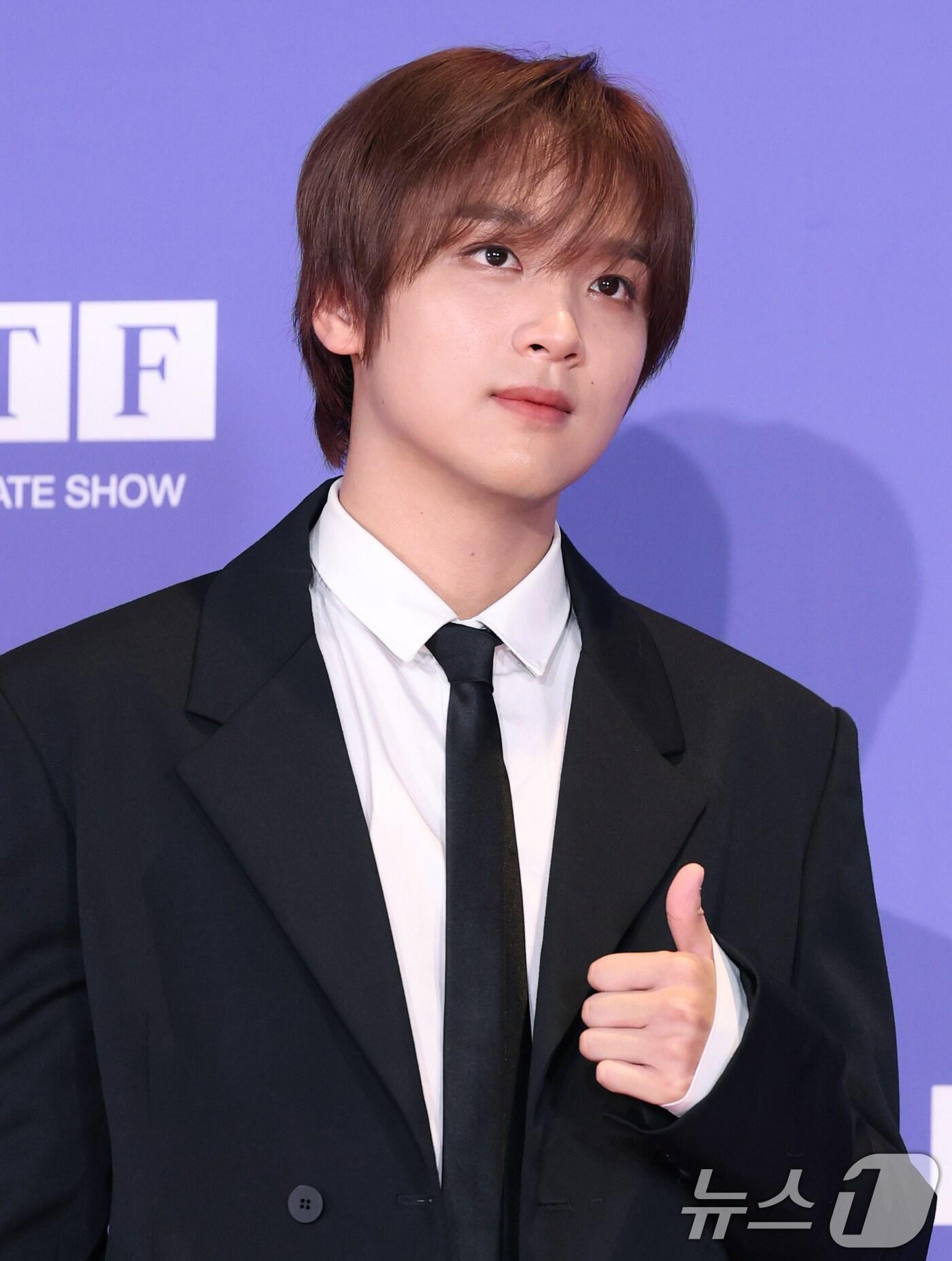 본문 이미지 - 그룹 NCT DREAM(엔시티 드림, NCT 드림) 해찬이 14일 오전 서울 송파구 롯데시네마 월드타워에서 가진 정규 5집 ‘Go Back To The Future’(고 백 투 더 퓨처) 발매 기념 제작 발표회에서 포즈를 취하고 있다. 2025.7.14/뉴스1 ⓒ News1 권현진 기자