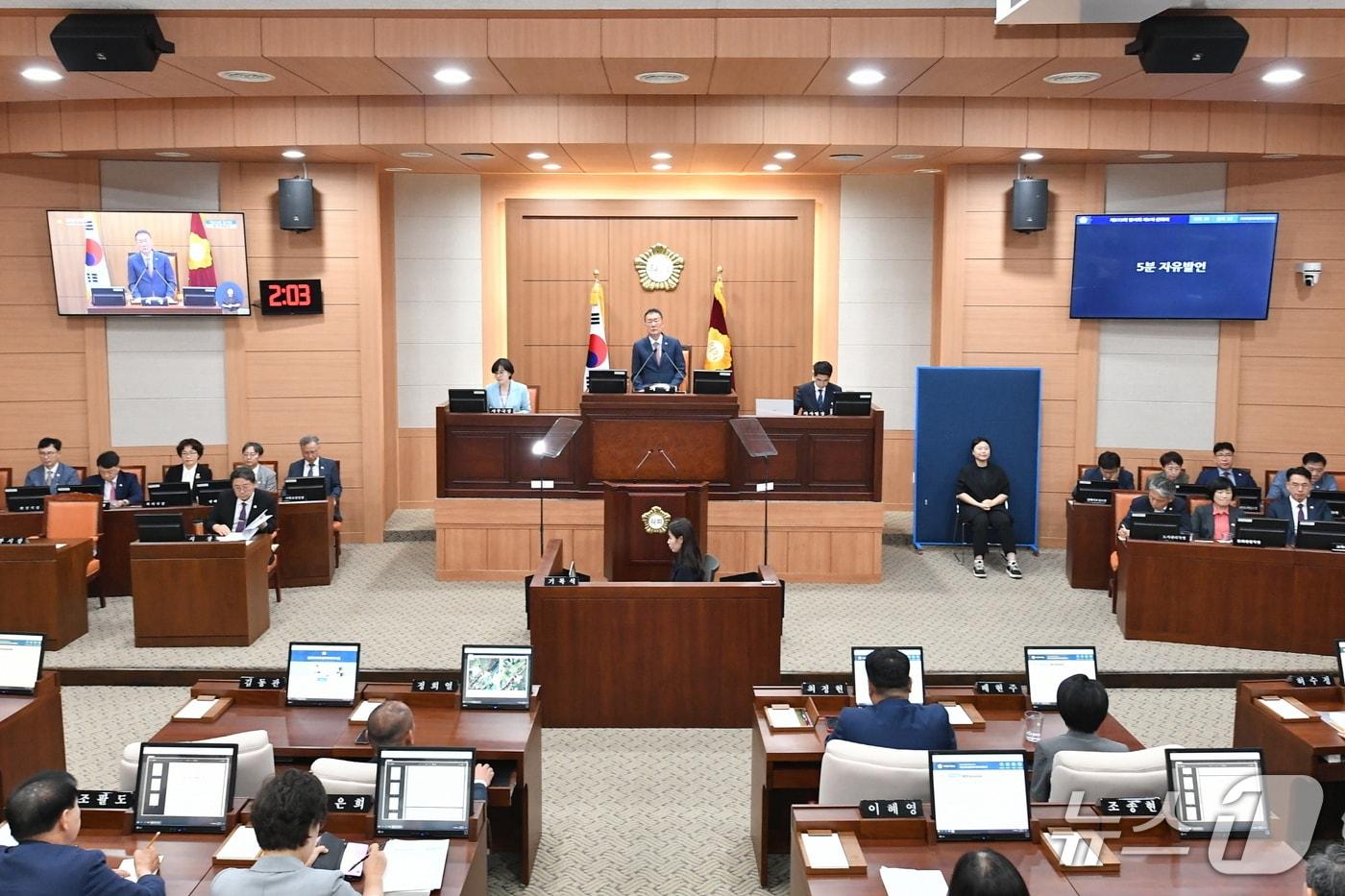 김해시의회가 14일 제272회 임시회 1차 본회의를 열고 있다.(김해시의회 제공. 재판매 및 DB금지)