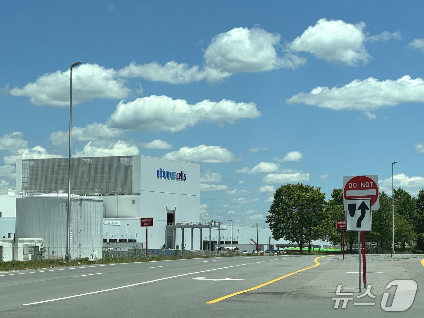 본문 이미지 -  미국 테네시주 스프링힐에 위치한 LG에너지솔루션과 GM의 합작사 '얼티엄셀즈' 2공장 전경.(LG에너지솔루션 제공)