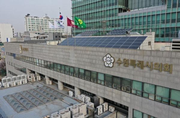 본문 이미지 - 경기 수원시의회 전경. (수원시의회 제공. 재판매 및 DB 금지) 2024.7.8/뉴스1
