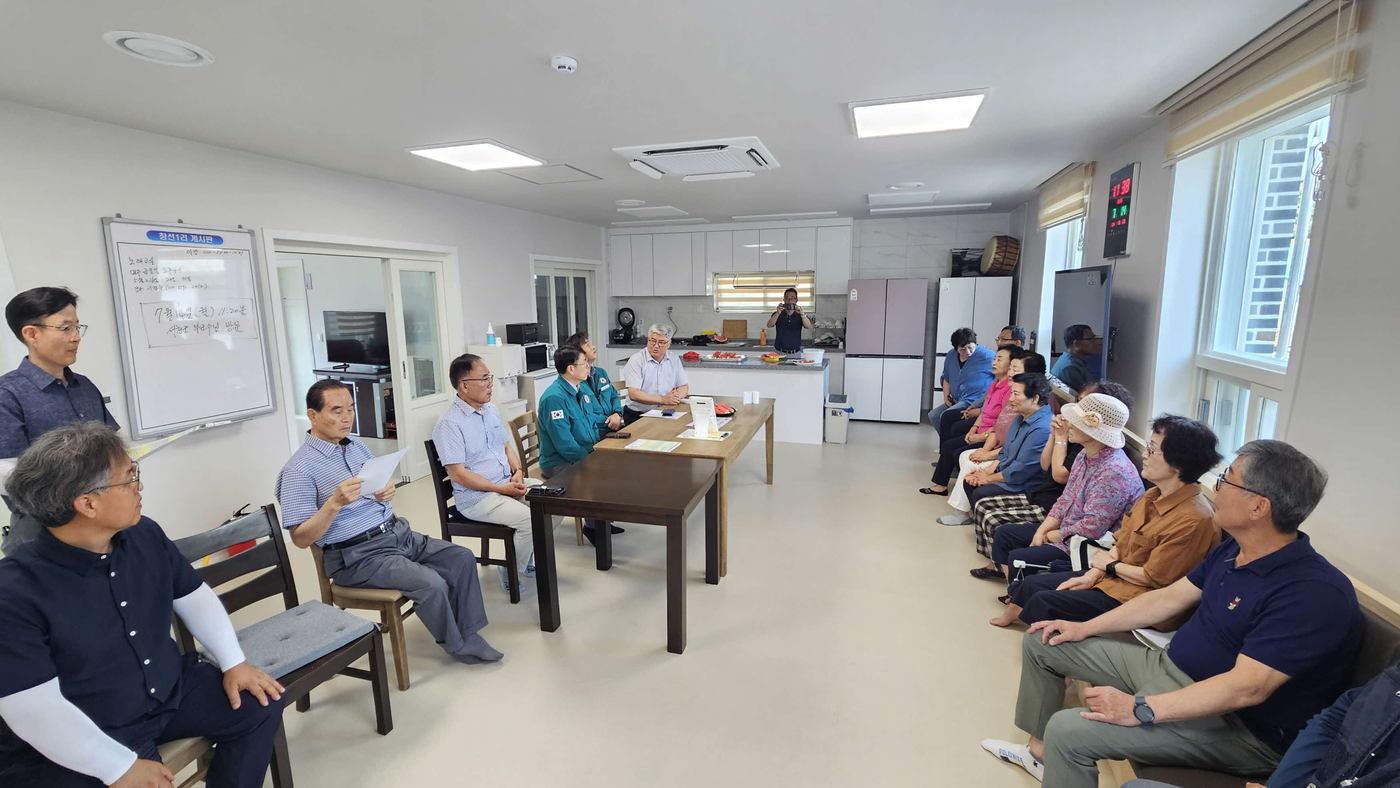 서천군 무더위쉼터 점검 모습.(서천군 제공. 재판매 및 DB금지)/뉴스1 