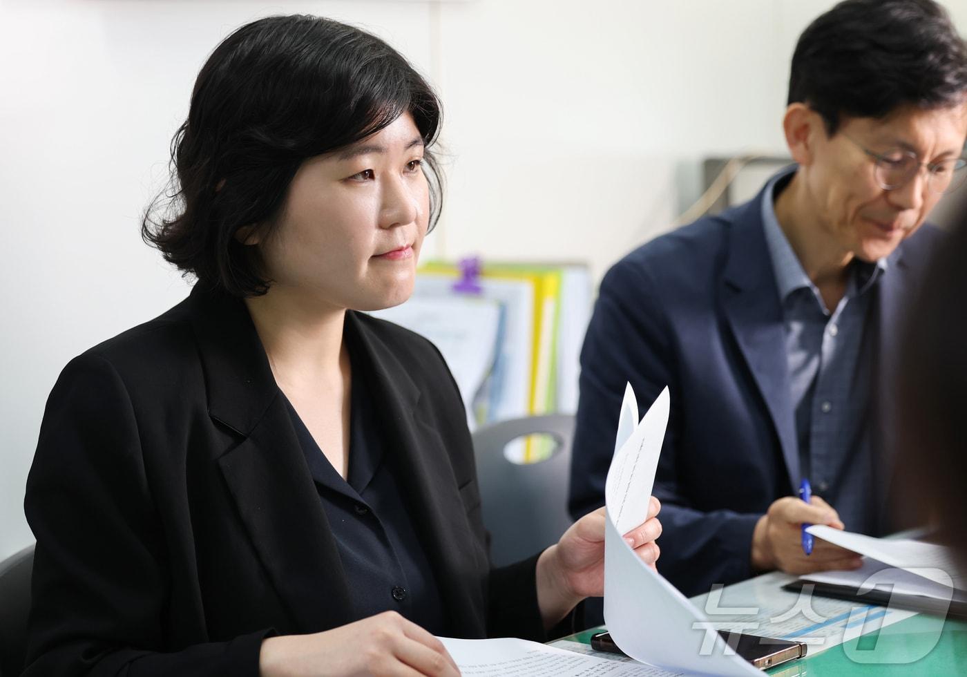 허지원 관악경찰서 집중수사팀 팀장&#40;왼쪽&#41;과 윤신규 관악경찰서 수사1과장이 11일 오전 서울 관악경찰서에서 뉴스1과의 인터뷰를 하고 있다. 2025.7.15/뉴스1 ⓒ News1 권현진 기자