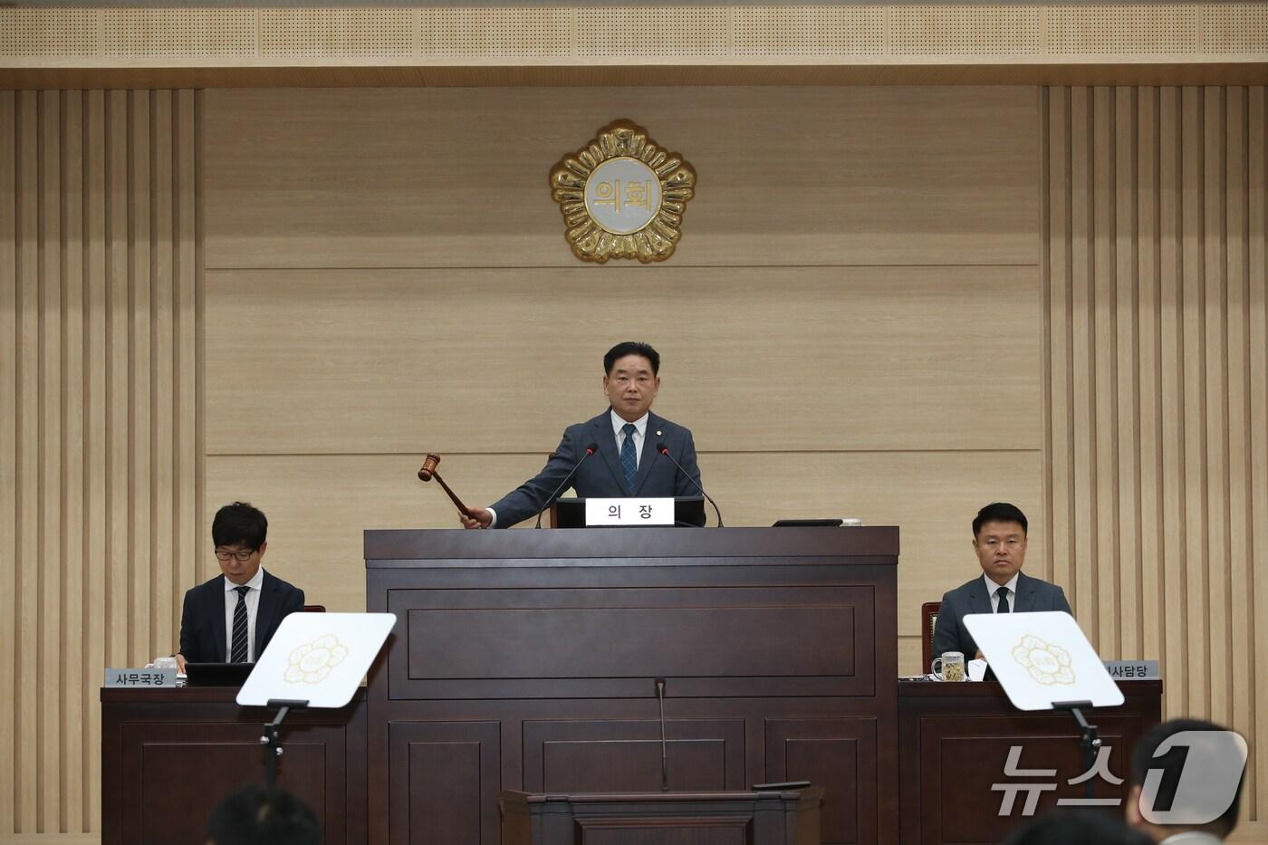 전북 익산시의회가 15일 &#39;제271회 임시회&#39;를 개회했다.&#40;익산시의회 제공. 재판매 및 DB금지&#41;