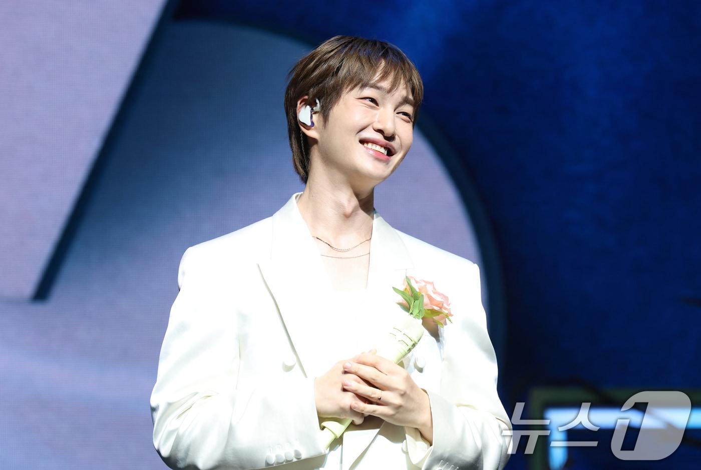 그룹 샤이니 온유가 15일 오후 서울 영등포구 명화라이브홀에서 가진 두 번째 정규앨범 '퍼센트'(PERCENT) 쇼케이스에서 미소를 짓고 있다. 2025.7.15/뉴스1 ⓒ News1 권현진 기자