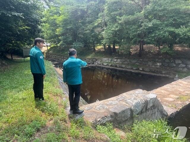 본문 이미지 - 홍성군 관내 사방댐 점검 모습. (홍성군 제공, 재판매 및 DB금지) / 뉴스1