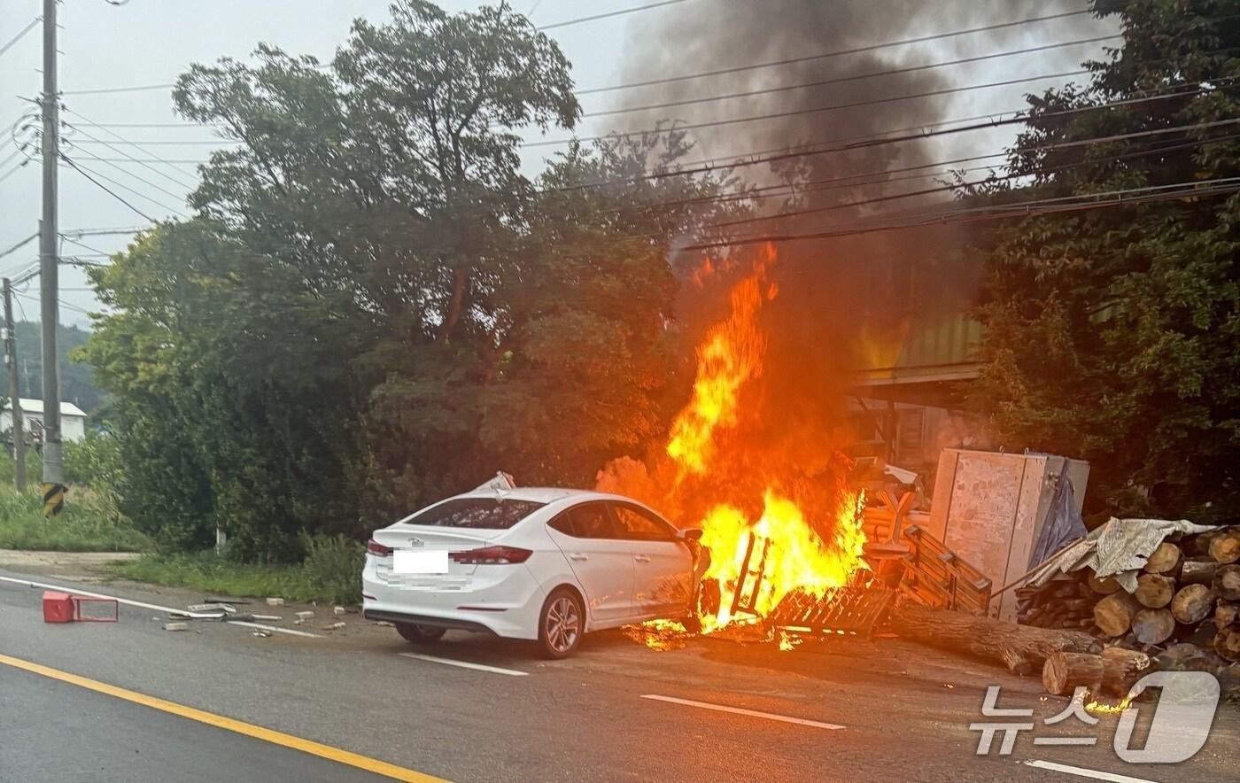  서산 운산면 갈산리 교통사고 현장. (독자제공, 재판매 및 DB금지) / 뉴스1