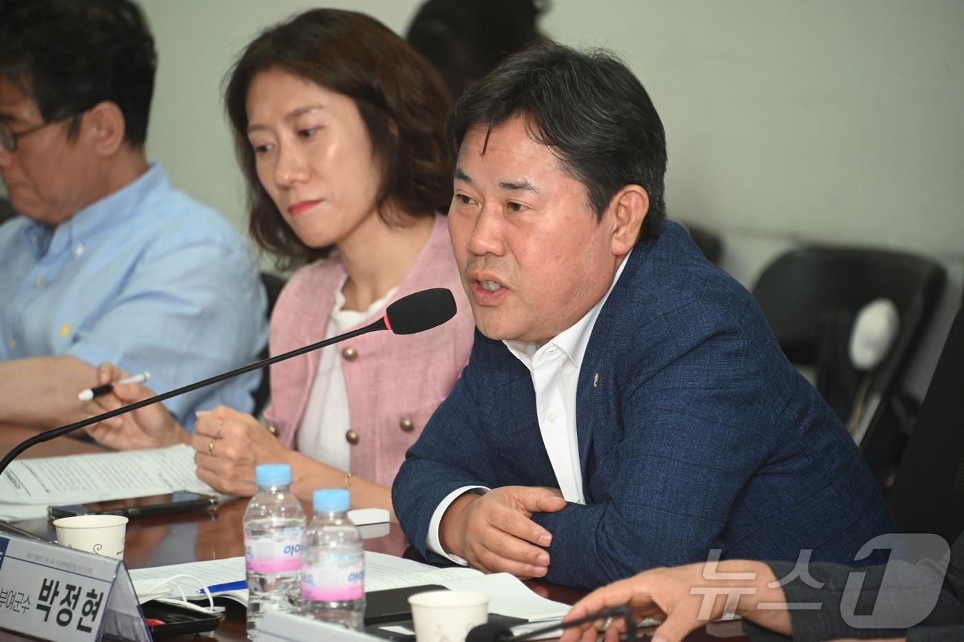 본문 이미지 - 박정현 충남 부여군수.(뉴스1DB)/뉴스1 