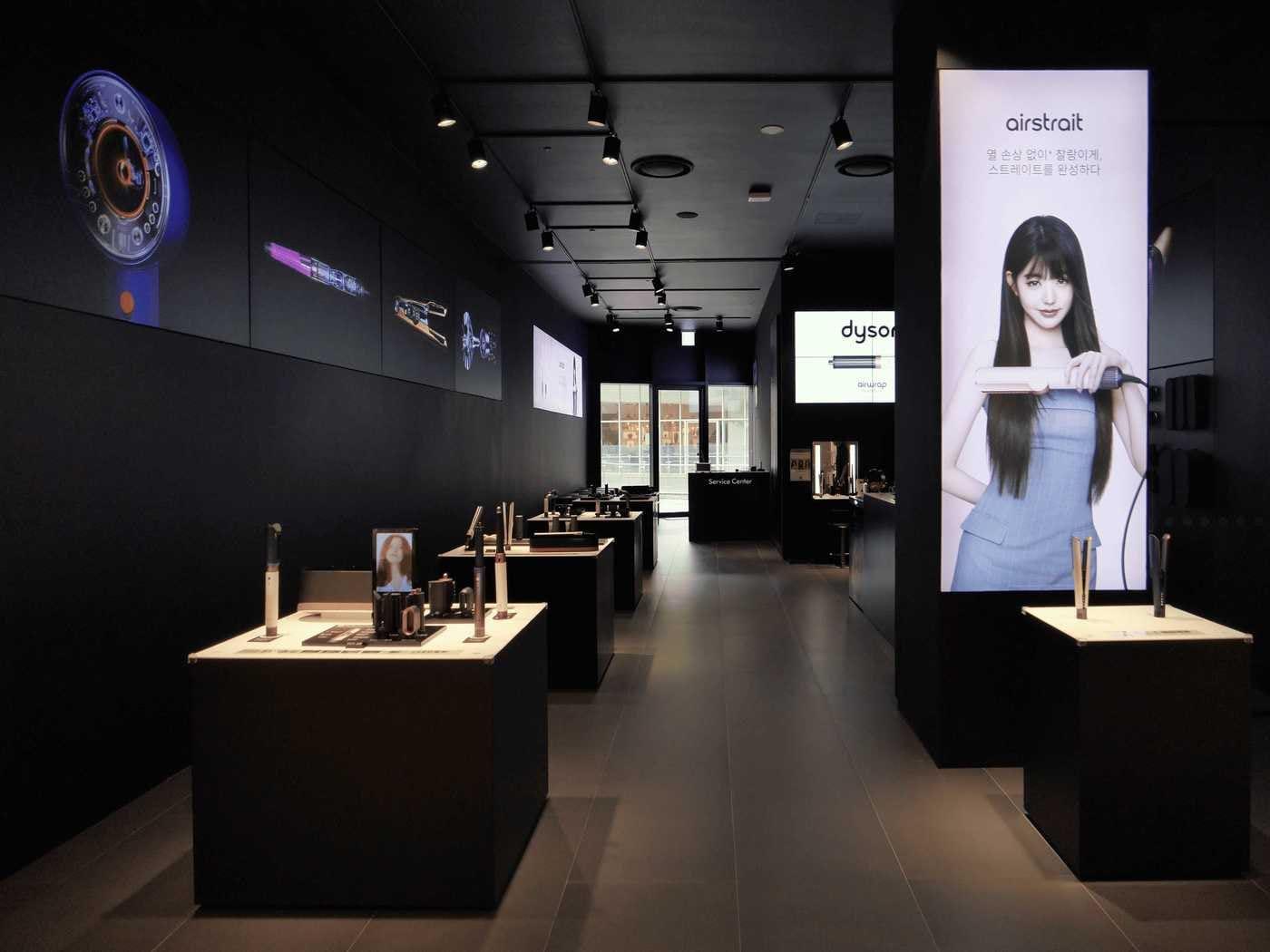 본문 이미지 - 동탄 롯데백화점 다이슨 뷰티 매장 내 다이슨 동탄 서비스 센터 내부 전경(다이슨코리아 제공). ⓒ 뉴스1 ⓒ News1 박주평 기자