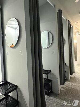 본문 이미지 - 뚝섬역 핏스테이션 샤워실.&#40;서울시 제공&#41; 