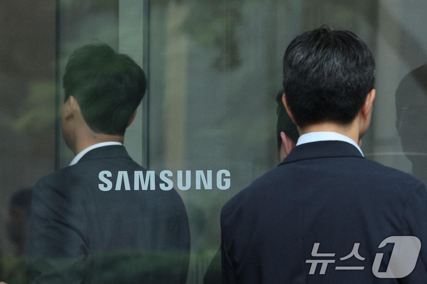 본문 이미지 - 서울 서초구 삼성전자 서초사옥의 모습. 2025.7.17 ⓒ 뉴스1 신웅수 기자