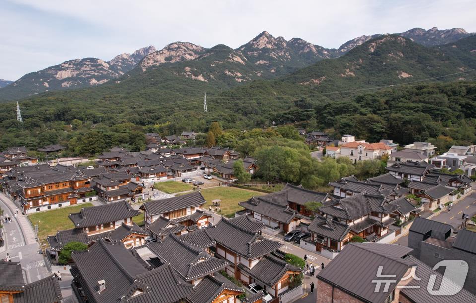 본문 이미지 - 은평구 대한민국 관광정책대상 문화관광자원부문에서 &#39;대상&#39;을 수상했다고 밝혔다.&#40;은평구청 제공&#41;