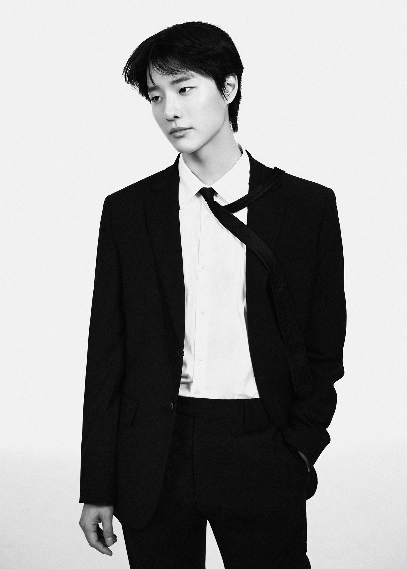 본문 이미지 - 우즈(EDAM엔터테인먼트 제공)