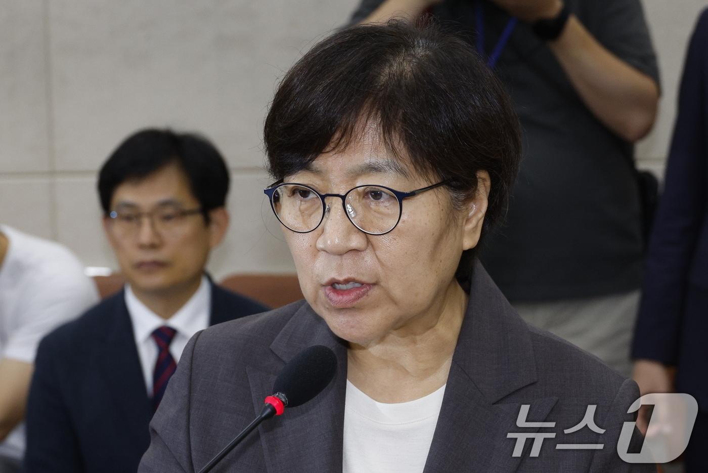 정은경 보건복지부 장관 후보자가 18일 오전 서울 여의도 국회 보건복지위원회에서 열린 인사청문회에 출석해 인사말을 하고 있다. 2025.7.18/뉴스1 ⓒ News1 안은나 기자