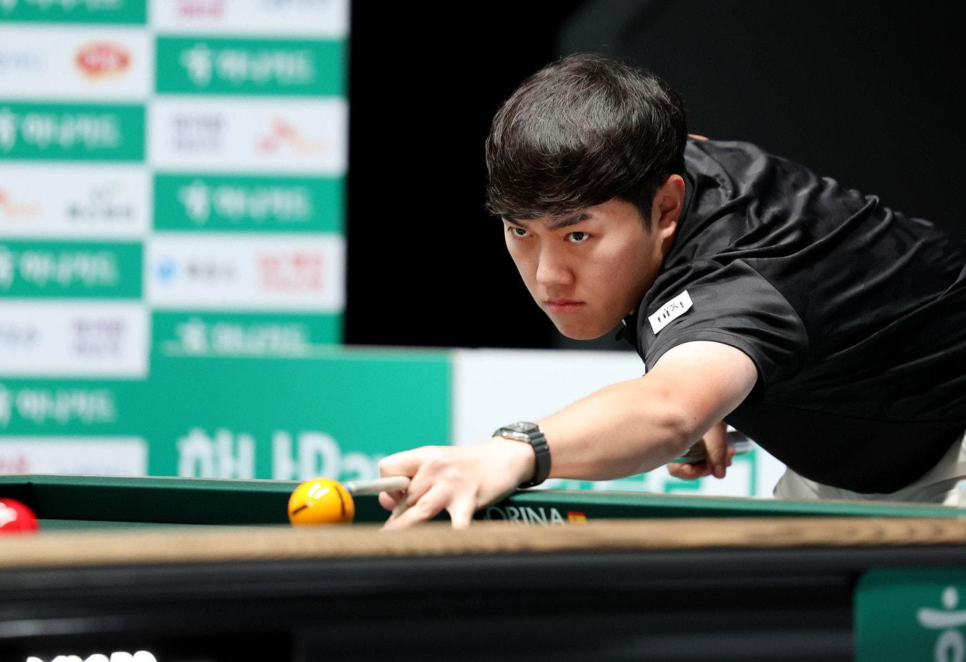 프로당구 데뷔 승리를 기록한 김준태(PBA 제공) 