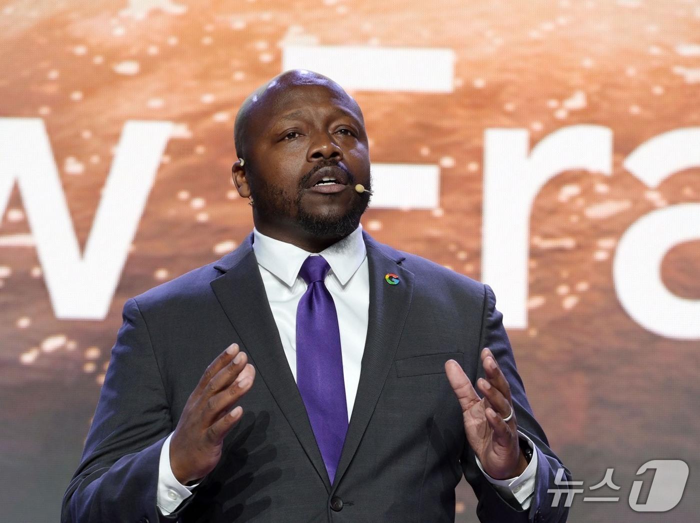 본문 이미지 - 윌슨 화이트&#40;Wilson White&#41; 구글 아시아태평양 대외정책협력 총괄 부사장이 발언하고 있다.&#40;구글코리아 제공&#41;