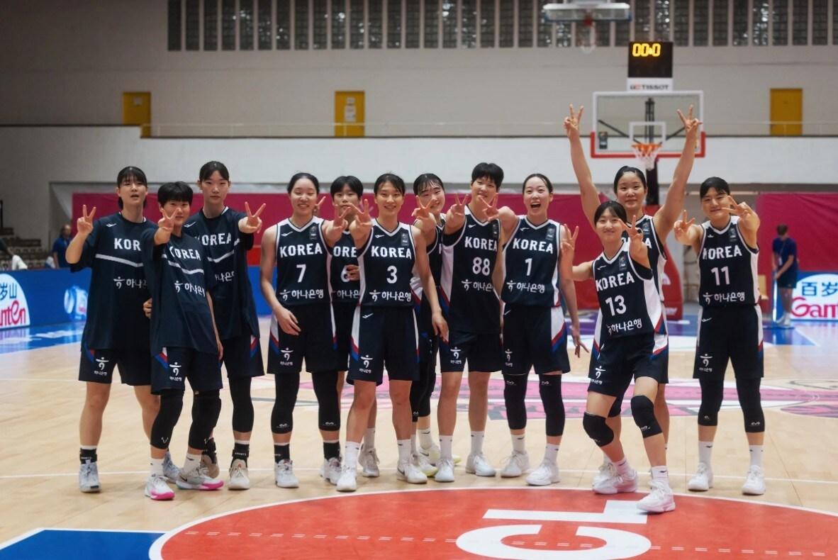 본문 이미지 - 한국 U19 여자농구대표팀.(FIBA 홈페이지 캡처)