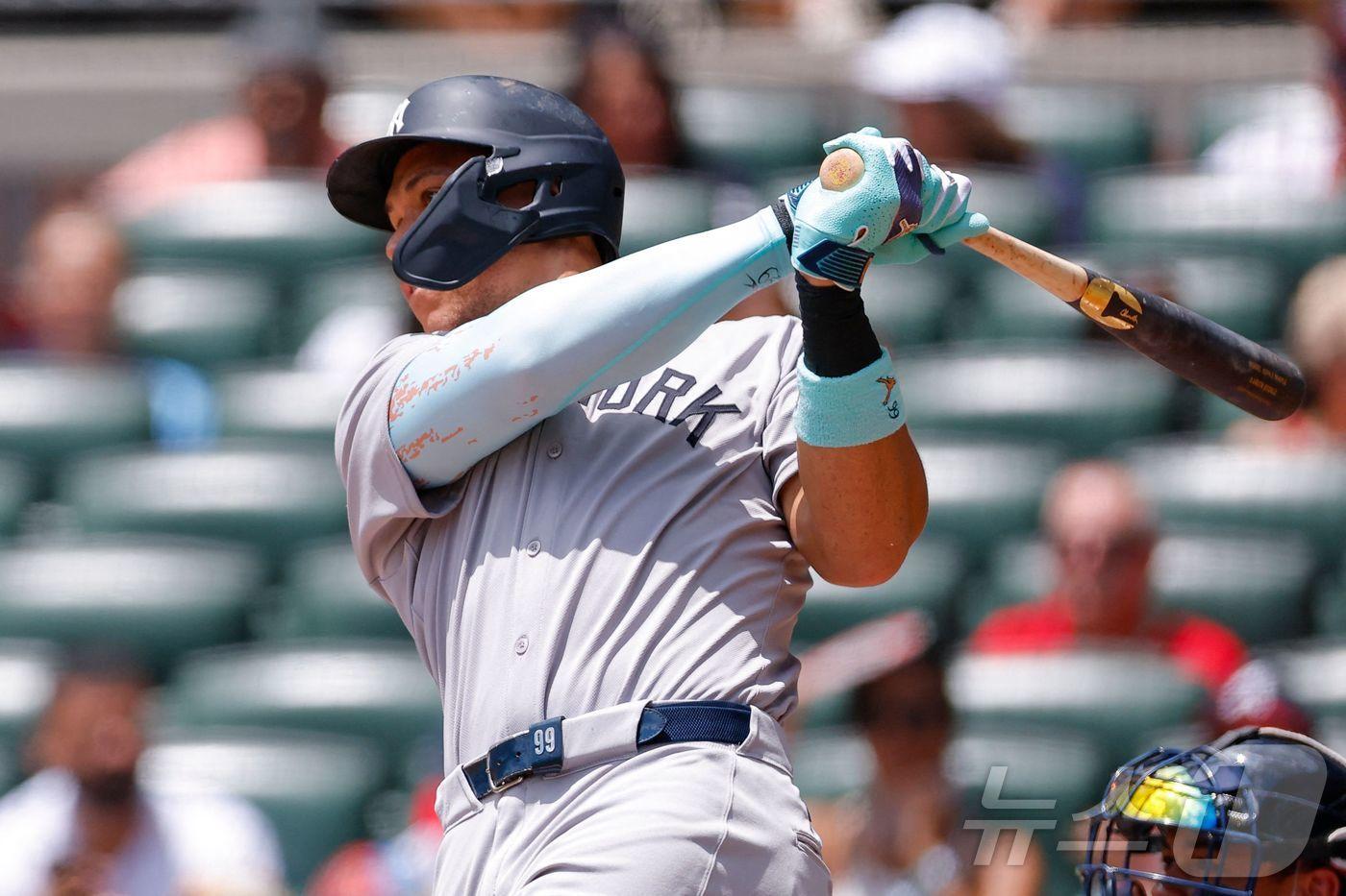 뉴욕 양키스 애런 저지는 21일(한국시간) 열린 2025 메이저리그 애틀랜타 브레이브스와 원정 경기에서 시즌 36호 및 통산 351호 홈런을 기록했다. ⓒ AFP=뉴스1