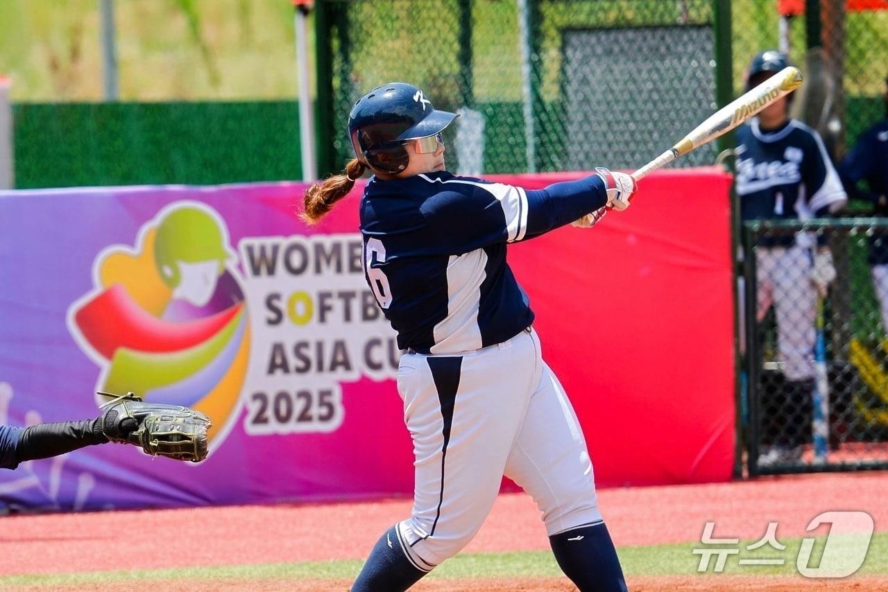 본문 이미지 - 여자 소프트볼 대표팀의 정송희. &#40;대한야구소프트볼협회 제공&#41;