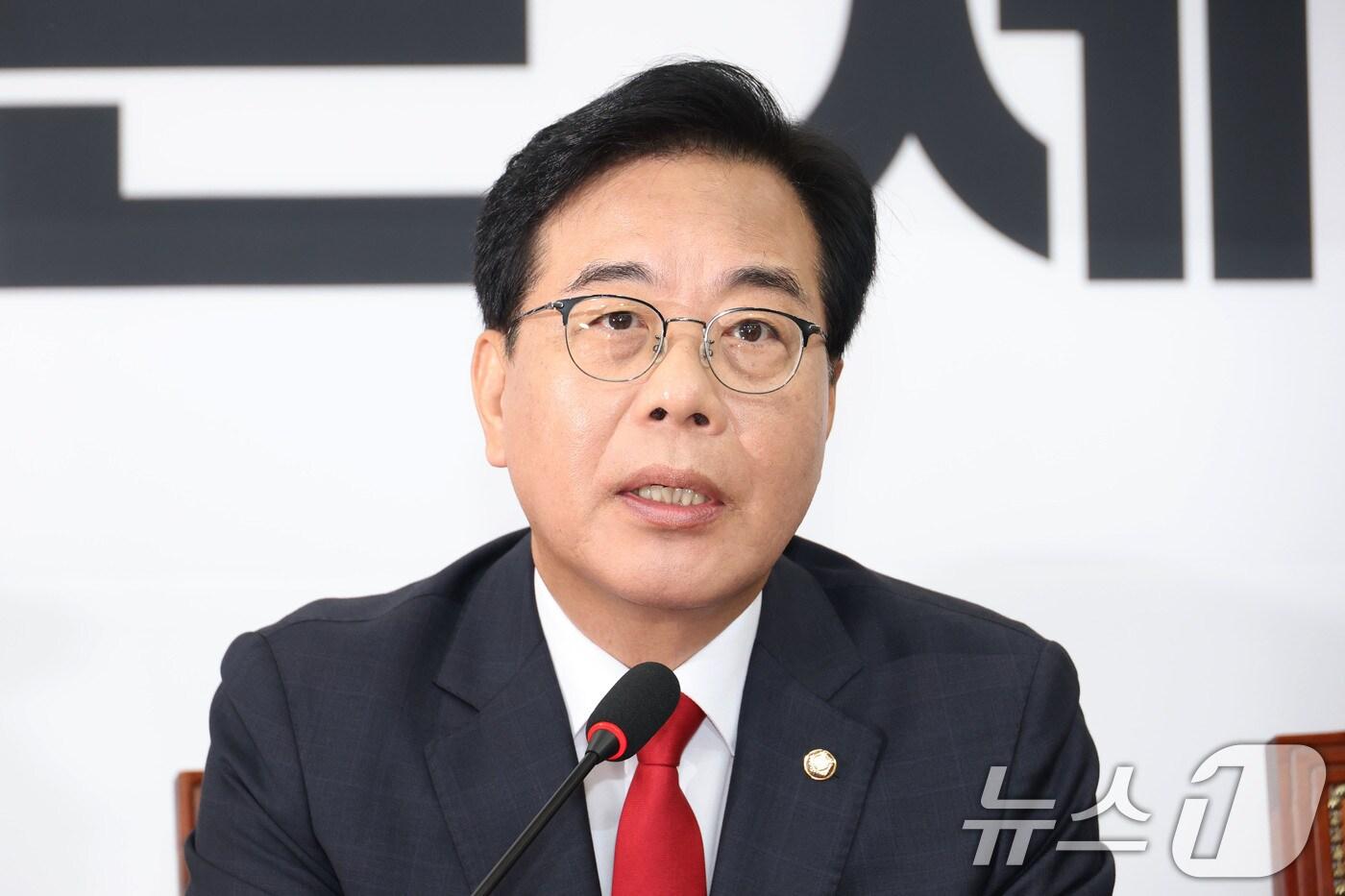 송언석 국민의힘 비상대책위원장 겸 원내대표가 21일 오전 서울 여의도 국회에서 열린 비상대책위원회의에서 발언하고 있다. 2025.7.21/뉴스1 ⓒ News1 이광호 기자