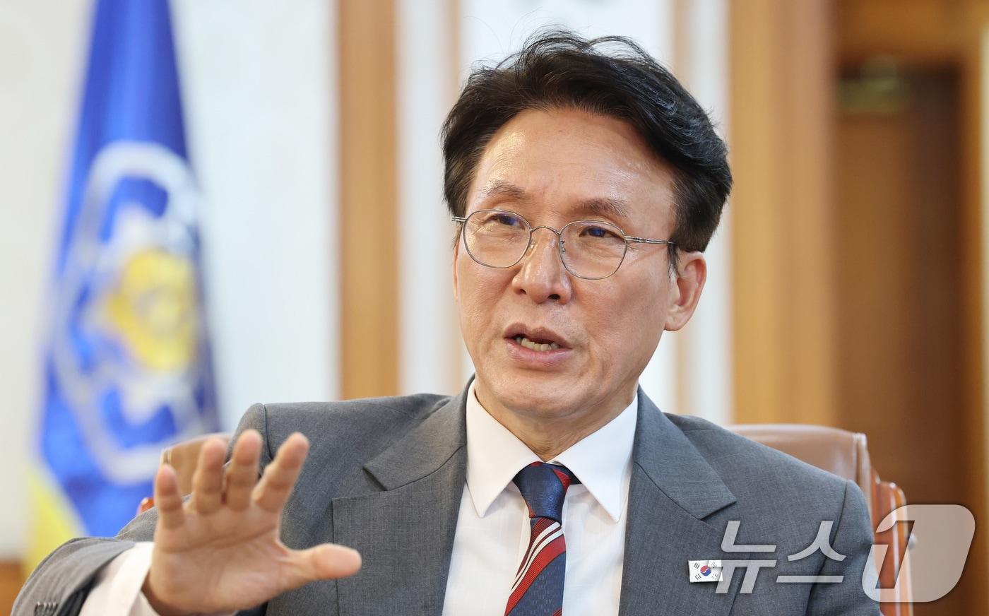 김민석 국무총리가 21일 서울 종로구 정부서울청사 집무실에서 뉴스1과 인터뷰를 갖고 있다. 2025.7.21/뉴스1 ⓒ News1 임세영 기자