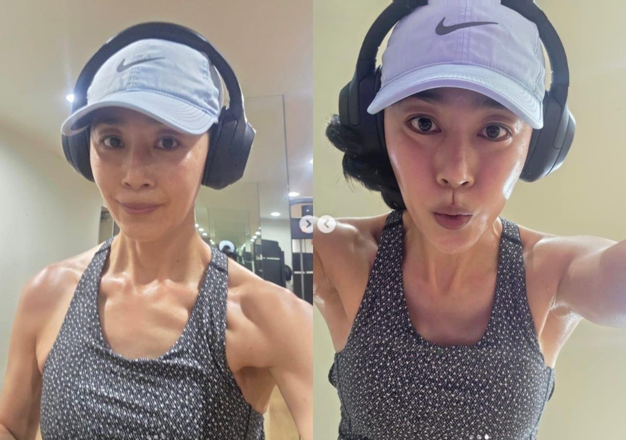 본문 이미지 - 문정희 인스타그램