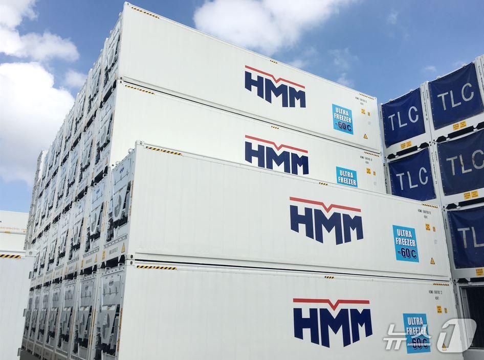 본문 이미지 - HMM의 초저온 냉동 컨테이너 '울트라 프리저'(HMM 제공)
