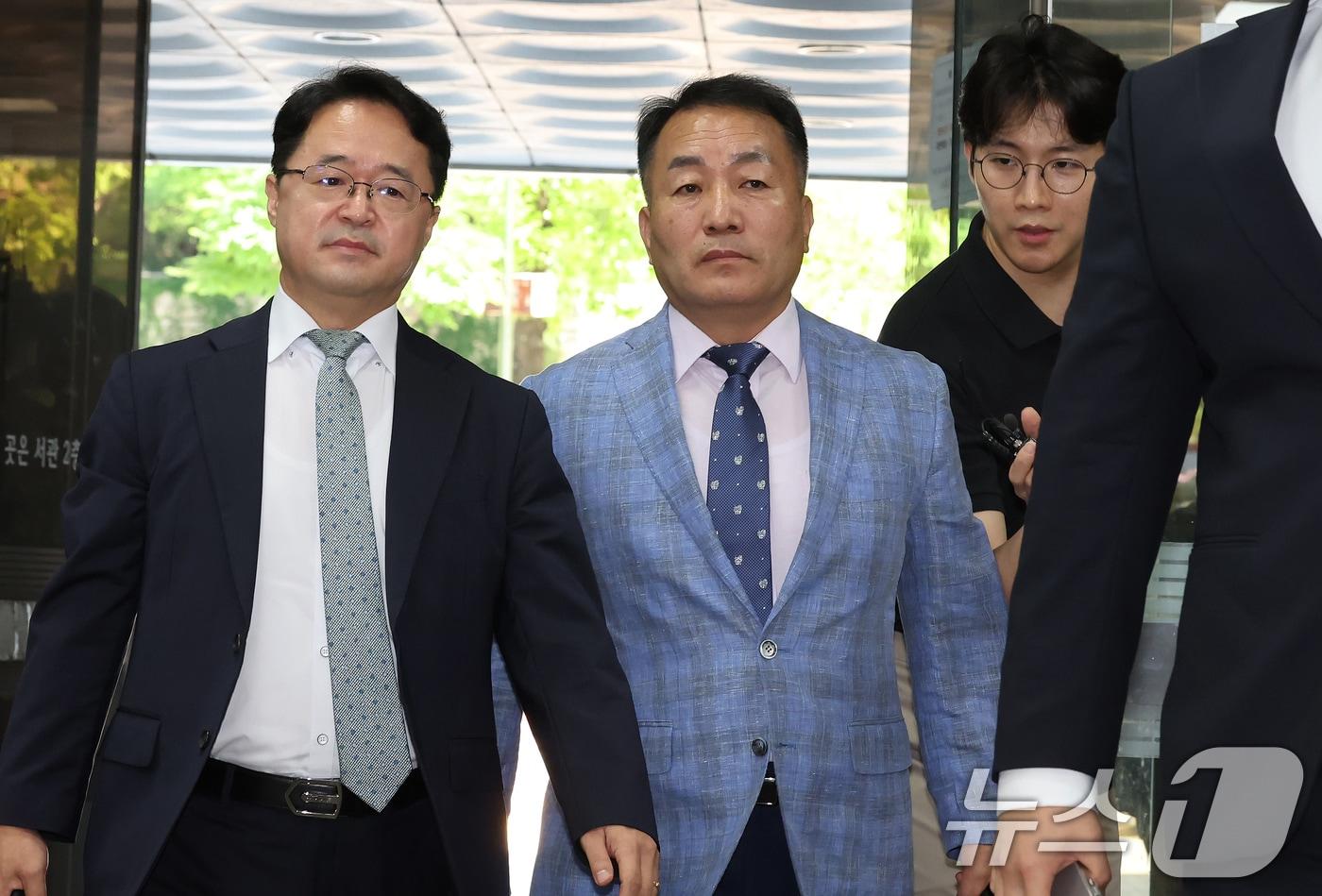 '윤석열 전 대통령 격노설'에 대한 위증 혐의를 받는 김계환 전 해병대사령관이 22일 오전 서울중앙지방법원에서 열린 영장실질심사(구속 전 피의자 심문)에 출석하고 있다. 2025.7.22/뉴스1 ⓒ News1 장수영 기자