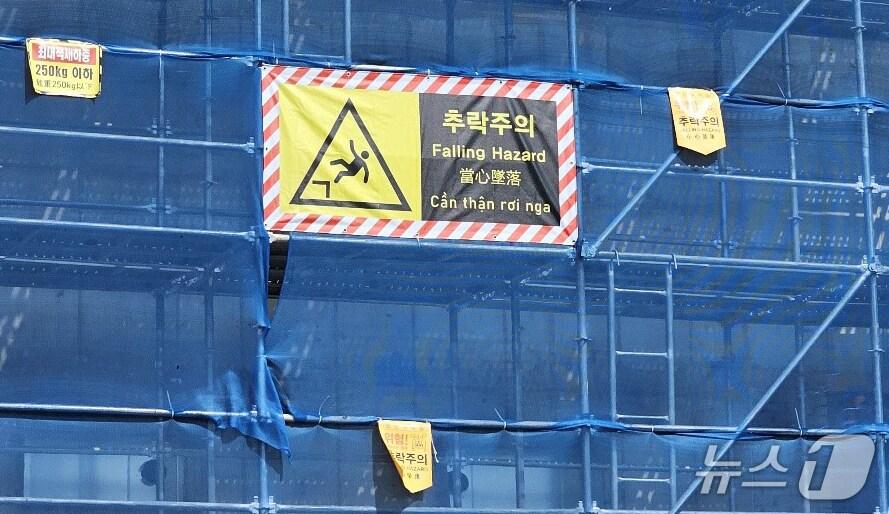 본문 이미지 - 삼화페인트 'CUD 안전색채 디자인 가이드' 가 적용된 모습 (삼화페인트 제공. 재판매 및 DB금지)