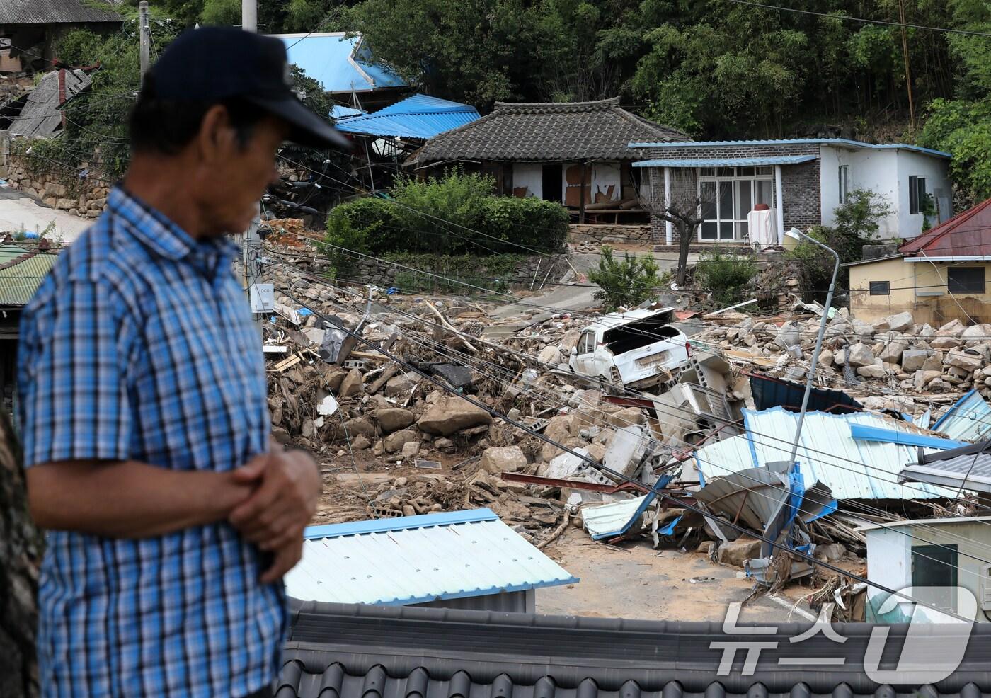 폭우와 산사태 피해를 입은 경남 산청군 신등면 율현마을이 쑥대밭이 돼있다. 2025.7.22/뉴스1 ⓒ News1 윤일지 기자