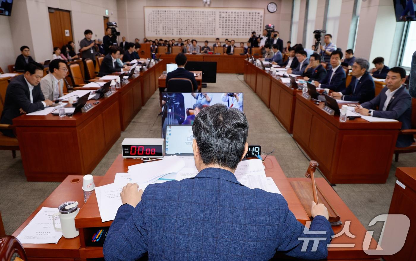 22일 오후 서울 여의도 국회에서 열린 법제사법위원회 제427회국회(임시회) 제4차 전체회의. 2025.7.22/뉴스1 ⓒ News1 안은나 기자
