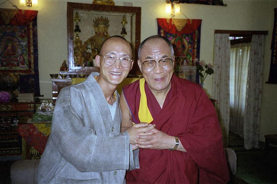 본문 이미지 - 청전스님과 달라이 라마. &#40;제공=담앤북스&#41;