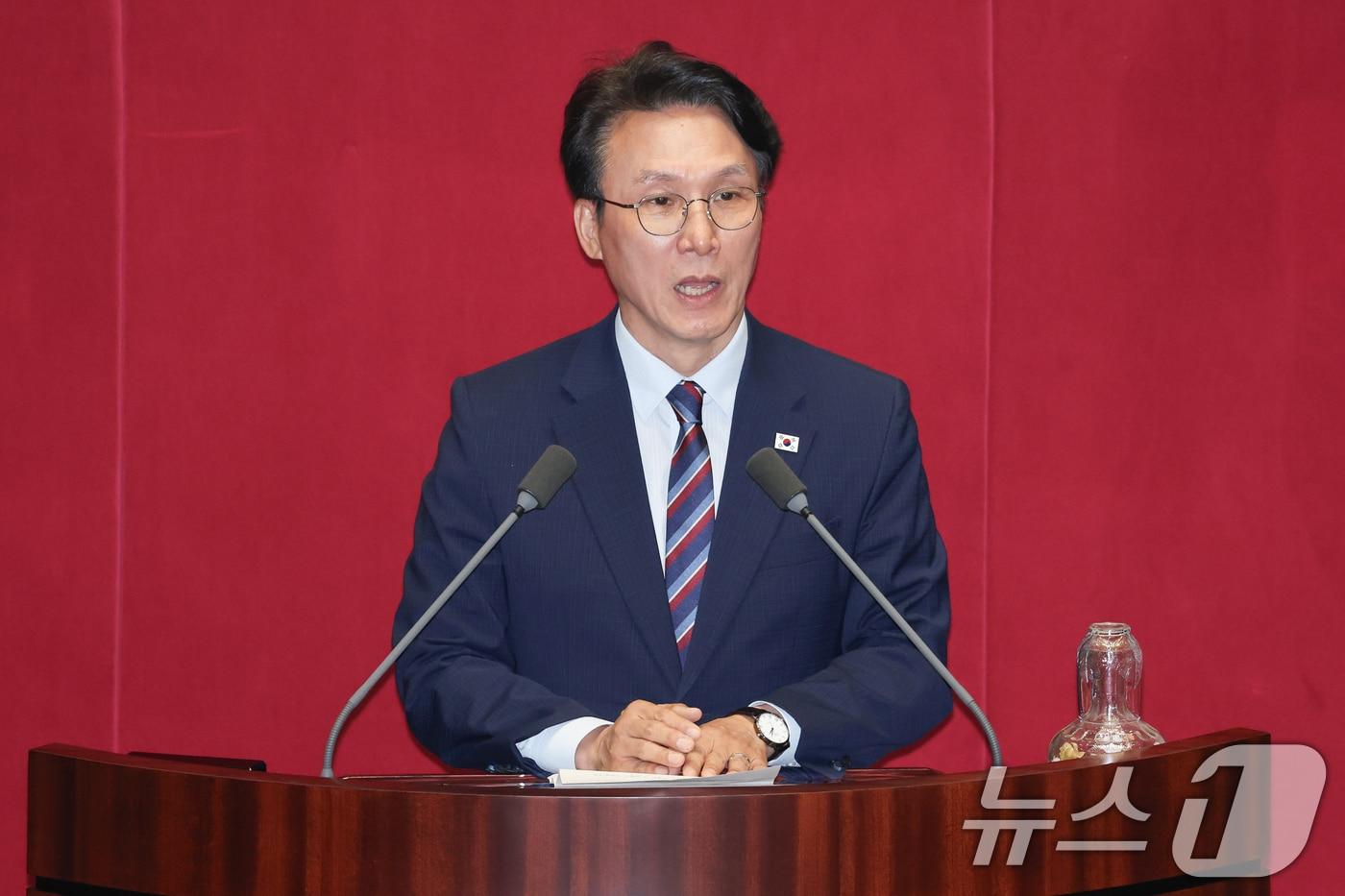 김민석 국무총리가 23일 오후 서울 여의도 국회에서 열린 제427회국회&#40;임시회&#41; 제2차 본회의에서 신임 국무위원 인사말을 하고 있다. 2025.7.23/뉴스1 ⓒ News1 안은나 기자