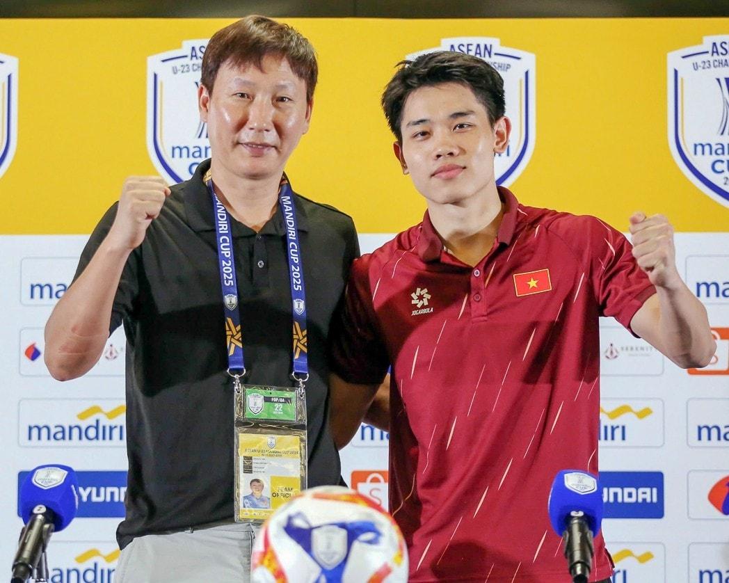 본문 이미지 - 김상식 베트남 23세 이하&#40;U23&#41; 축구대표팀 감독. &#40;디제이매니지먼트 제공&#41;