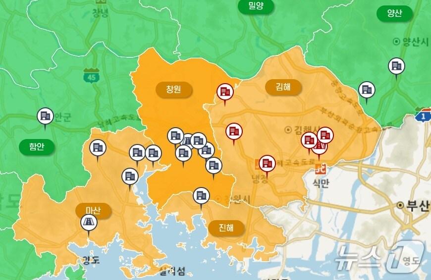 본문 이미지 - 23일 오후 3시를 기해 경남 김해시에 오존주의보가 발령됐다. 사진은 이날 오후 3시 기준 경남지역 오존 경보 발령 현황도&#40;경남도 대기환경정보 누리집 갈무리. 재판매 및 DB금지&#41;