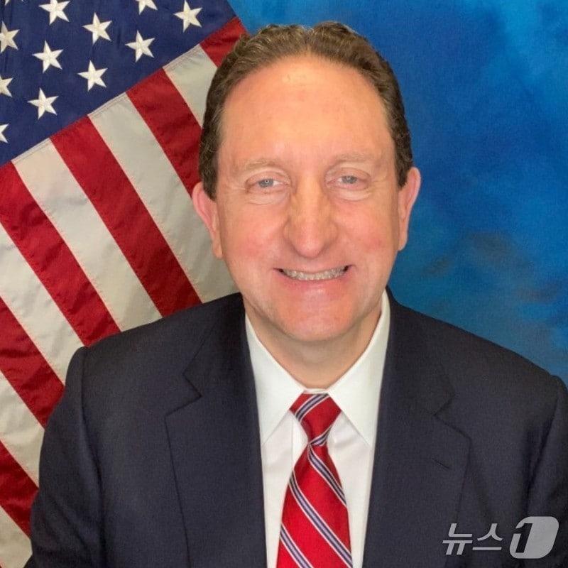 본문 이미지 - 짐 헬러 미 국무부 호주·뉴질랜드·태평양도서국 담당 부차관보 대행. (미 국무부 갈무리) 