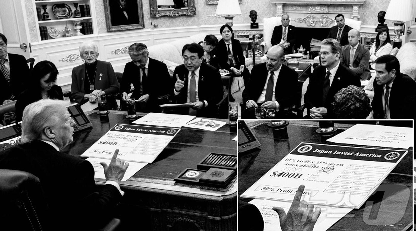 도널드 트럼프 미국 대통령이 백악관 집무실에서 23일&#40;현지시간&#41; 아카자와 료세이 일본 경제재생상 등 일본의 무역대표단과 협상하고 있다. &#40;댄 스카비노 백악관 부비서실장 X, 재판매 및 DB금지&#41; 2025.7.24/뉴스1 ⓒ News1 김진환 기자