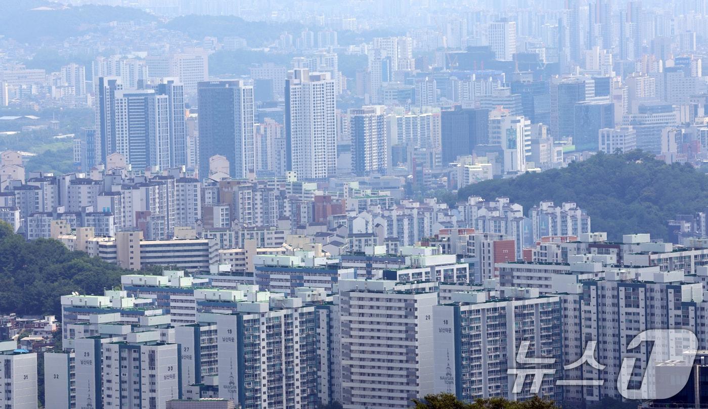 서울 남산에서 바라본 서울 시내 아파트 모습. /뉴스1 ⓒ News1 김명섭 기자