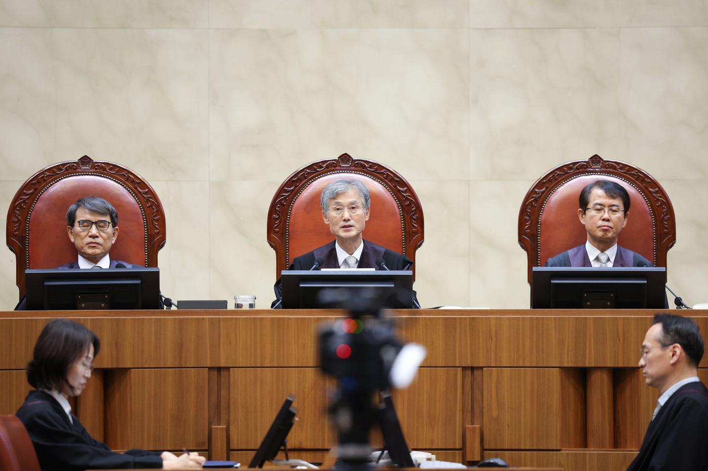 대법원 전원합의체(주심 노태악 대법관)는 24일 항소장각하명령에 대한 A 씨의 즉시항고를 인용한 원심 결정을 파기하고 사건을 인천지법으로 돌려보냈다.(사진=대법원 제공)