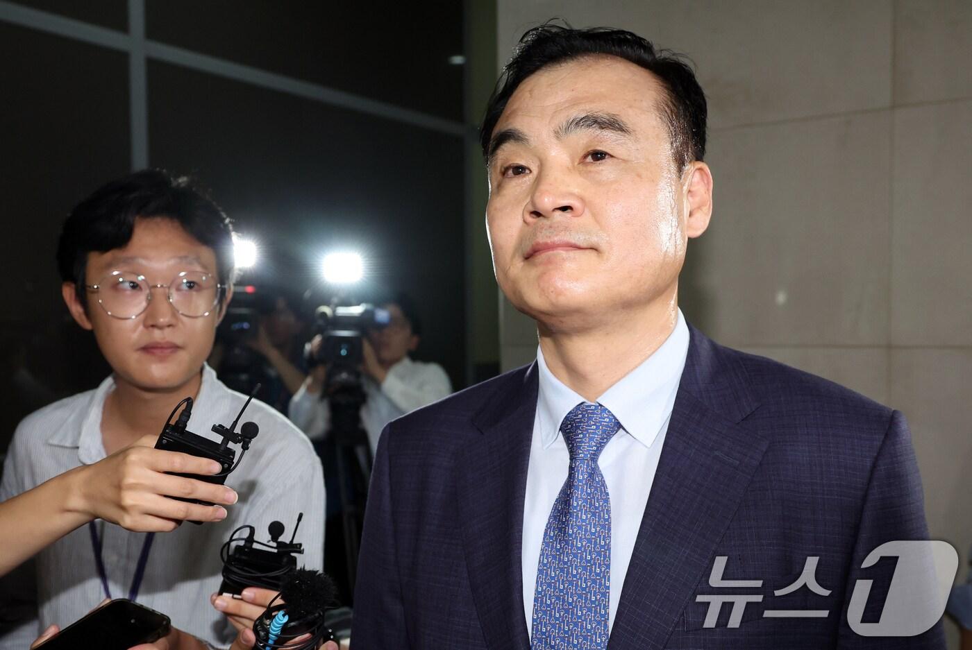 허태근 전 국방부 국방정책실장이 25일 서울 서초구 순직해병 특검(특별검사 이명현)에 참고인 신분으로 출석하고 있다. 2025.7.25/뉴스1 ⓒ News1 김명섭 기자