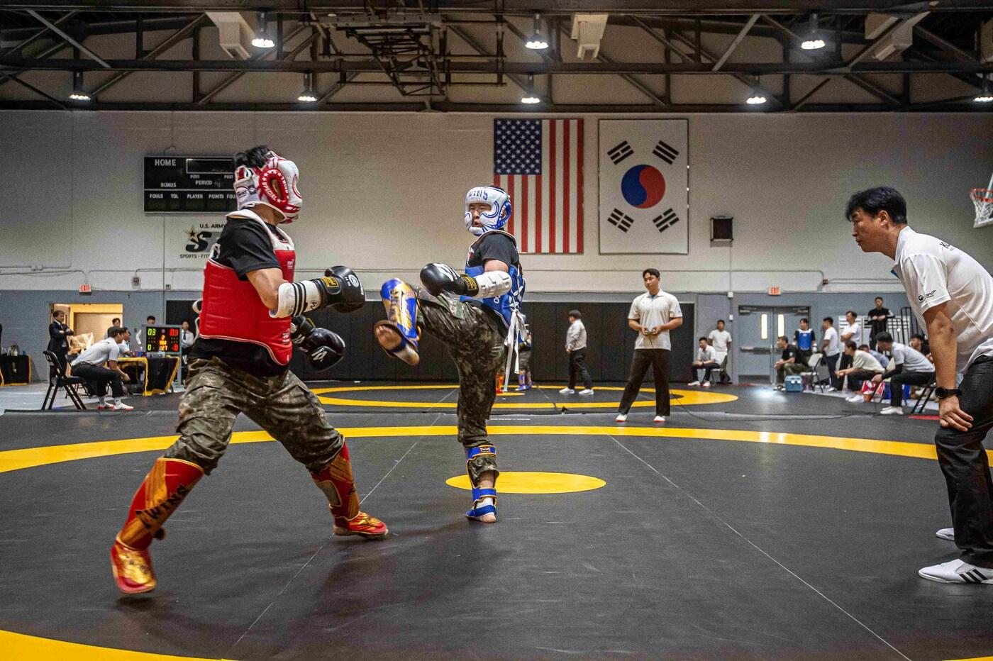 지난 2023년 7월 개최한 '2023 한미친선 전군 태권도 경연대회'에서 참가 선수들이 전투 태권도 겨루기를 하는 모습. (국기원 제공)