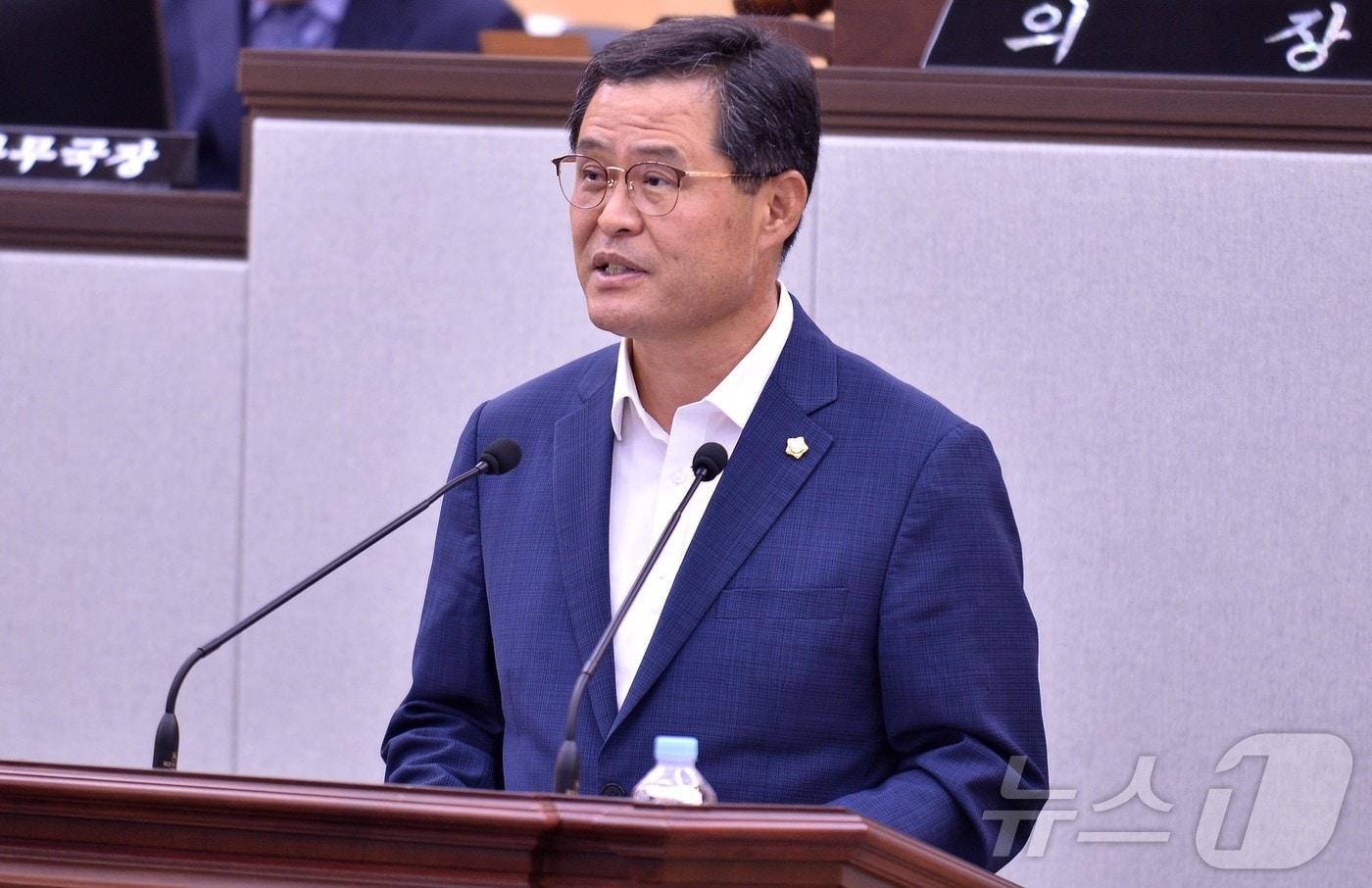 김종길 전남 여수시의원이 25일 시의회에서 5분 발언을 하고 있다.(여수시의회 제공. 재판매 및 DB 금지)