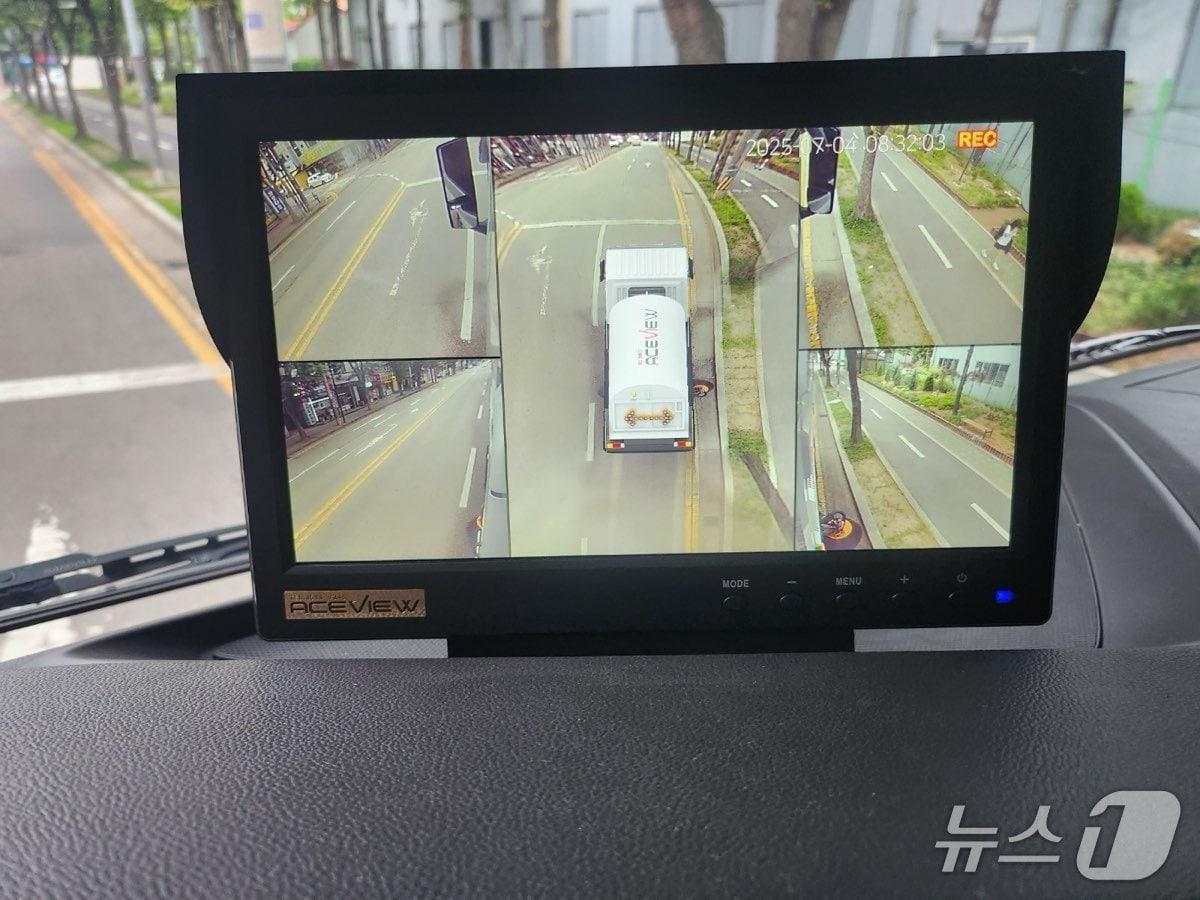 본문 이미지 - 어라운드 뷰 시스템.&#40;시흥시 제공&#41;