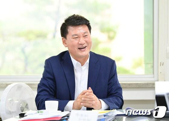 본문 이미지 - 김성수 부산 해운대구청장. ⓒ 뉴스1 DB